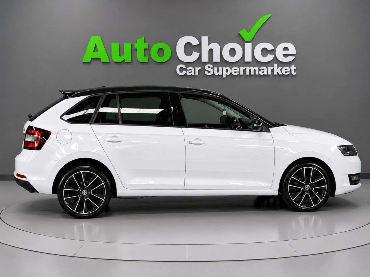 2017 SKODA RAPID SPACEBACK 2017 SKODA RAPID SPACEBACK