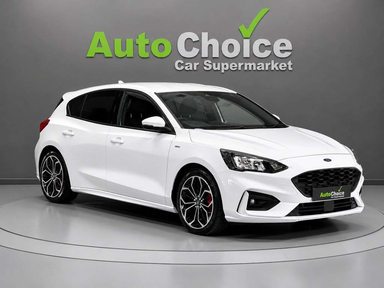 A 2018 FORD FOCUS 1.0T EcoBoost ST-Line X Hatchback 5dr Petrol Manual Euro 6 (s/s) (125 ps) i A 2018 FORD FOCUS 1.0T EcoBoost ST-Line X Hatchback 5dr Petrol Manual Euro 6 (s/s) (125 ps) i
