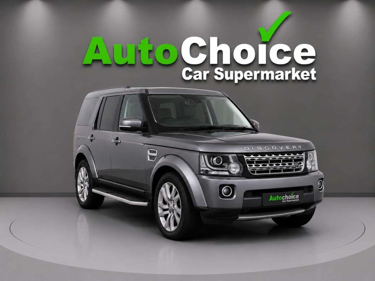 A 2015 LAND ROVER DISCOVERY 4 3.0 SD V6 HSE SUV 5dr Diesel Auto 4WD Euro 6 (s/s) (256 bhp) in Blackburn F A 2015 LAND ROVER DISCOVERY 4 3.0 SD V6 HSE SUV 5dr Diesel Auto 4WD Euro 6 (s/s) (256 bhp) in Blackburn F