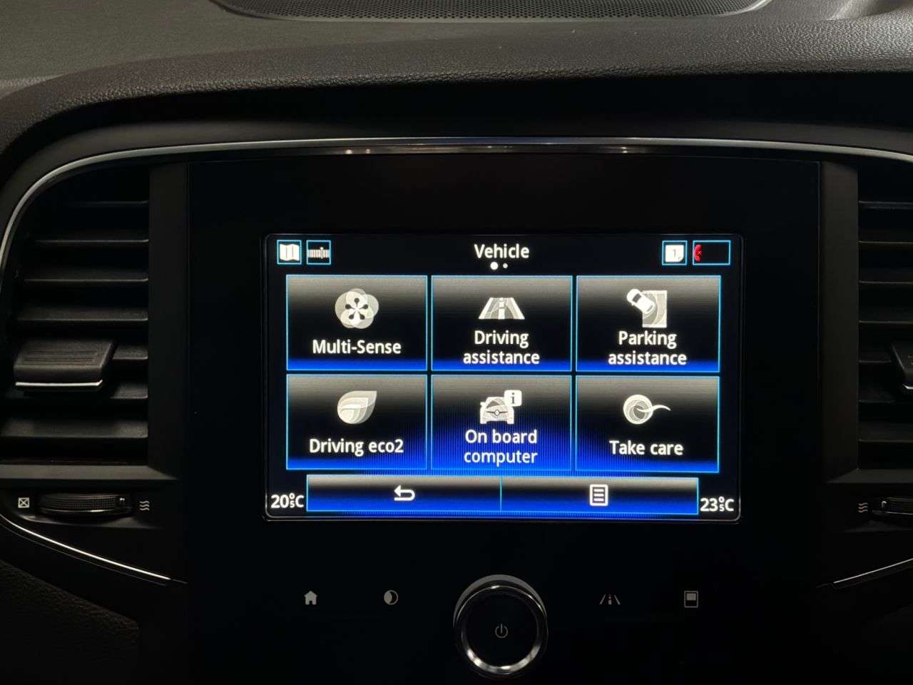 2018 RENAULT MEGANE 2018 RENAULT MEGANE