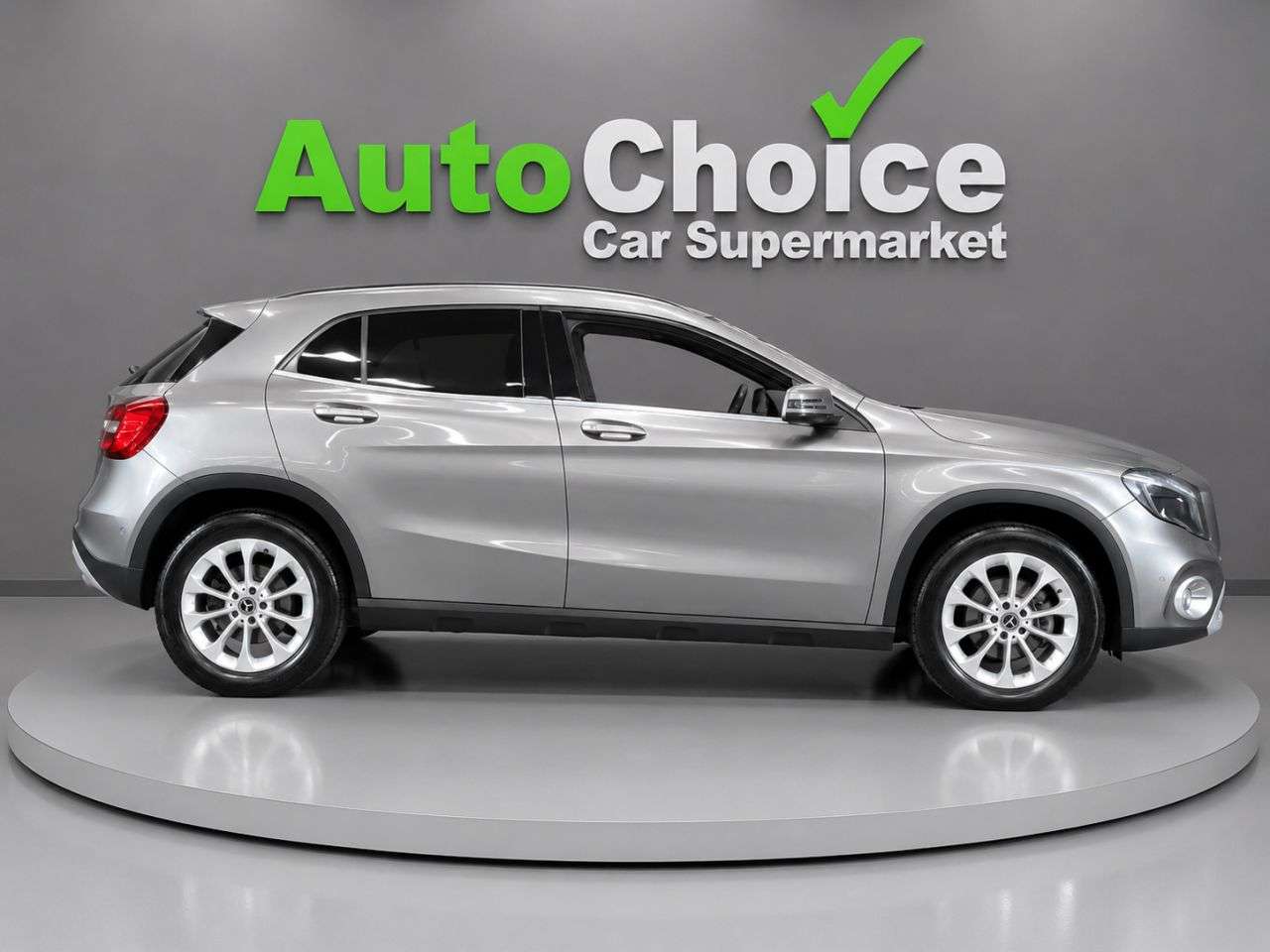 2018 MERCEDES-BENZ 180 2018 MERCEDES-BENZ 180