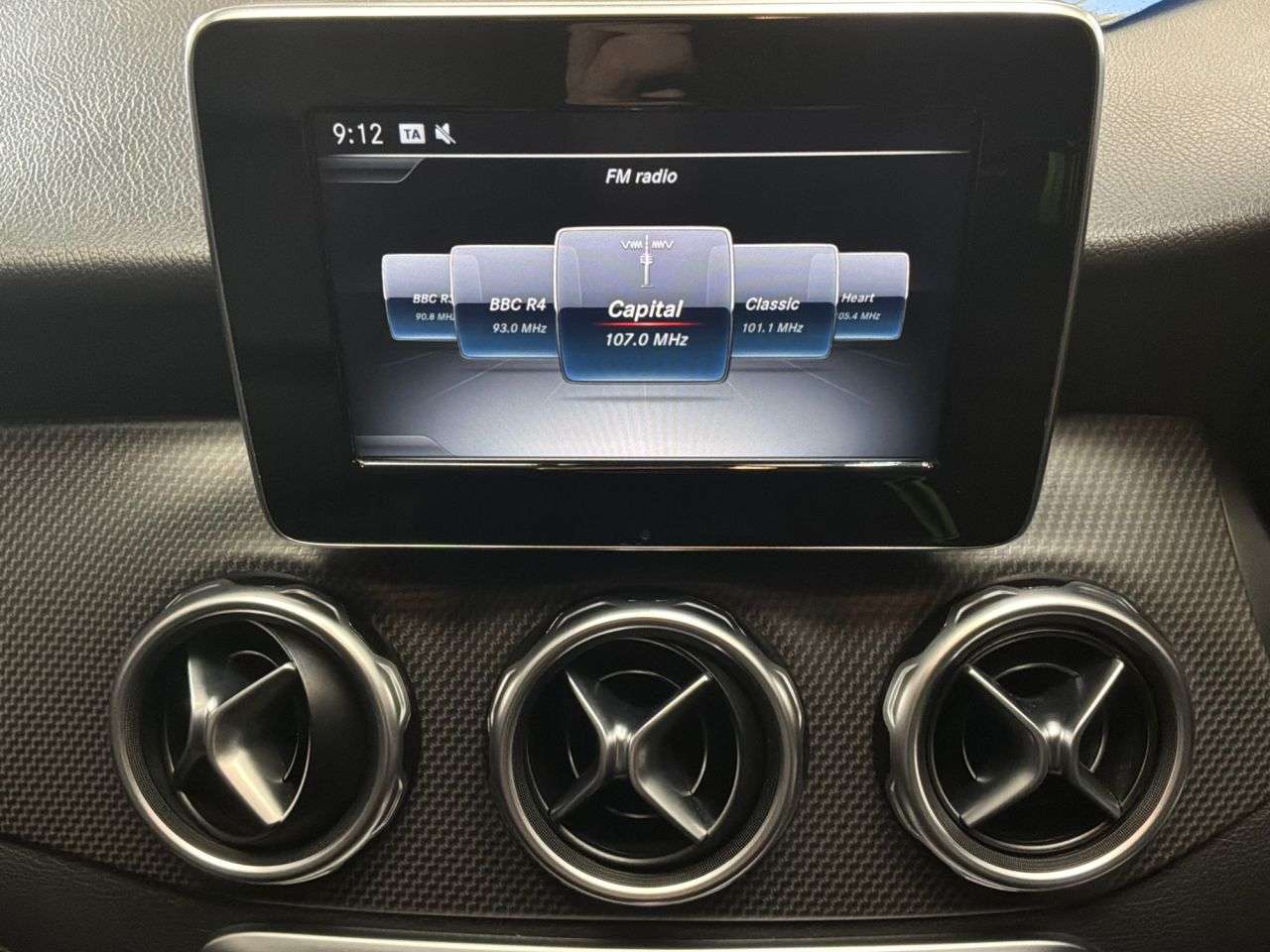 2018 MERCEDES-BENZ 180 2018 MERCEDES-BENZ 180