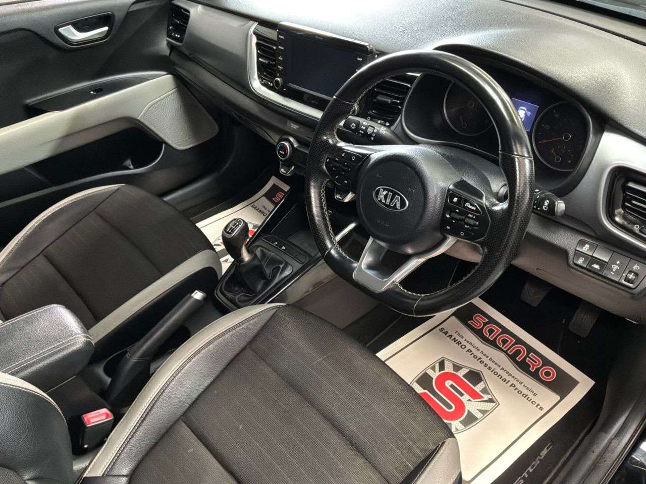 2019 KIA STONIC 2019 KIA STONIC