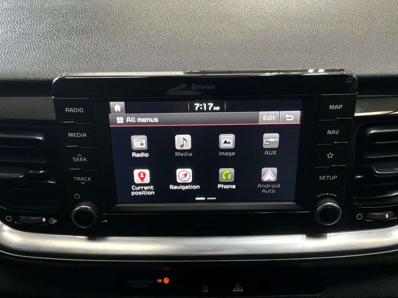 2019 KIA STONIC 2019 KIA STONIC