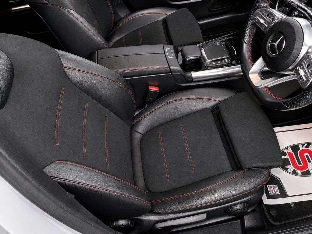 2020 MERCEDES-BENZ 180 2020 MERCEDES-BENZ 180