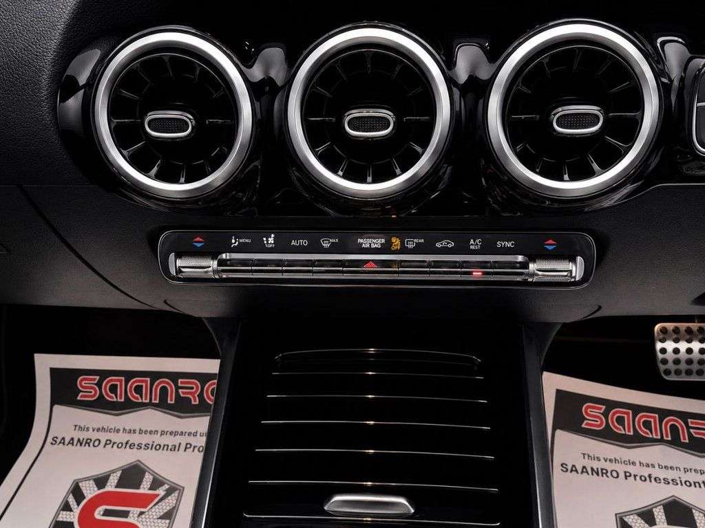 2020 MERCEDES-BENZ 180 2020 MERCEDES-BENZ 180