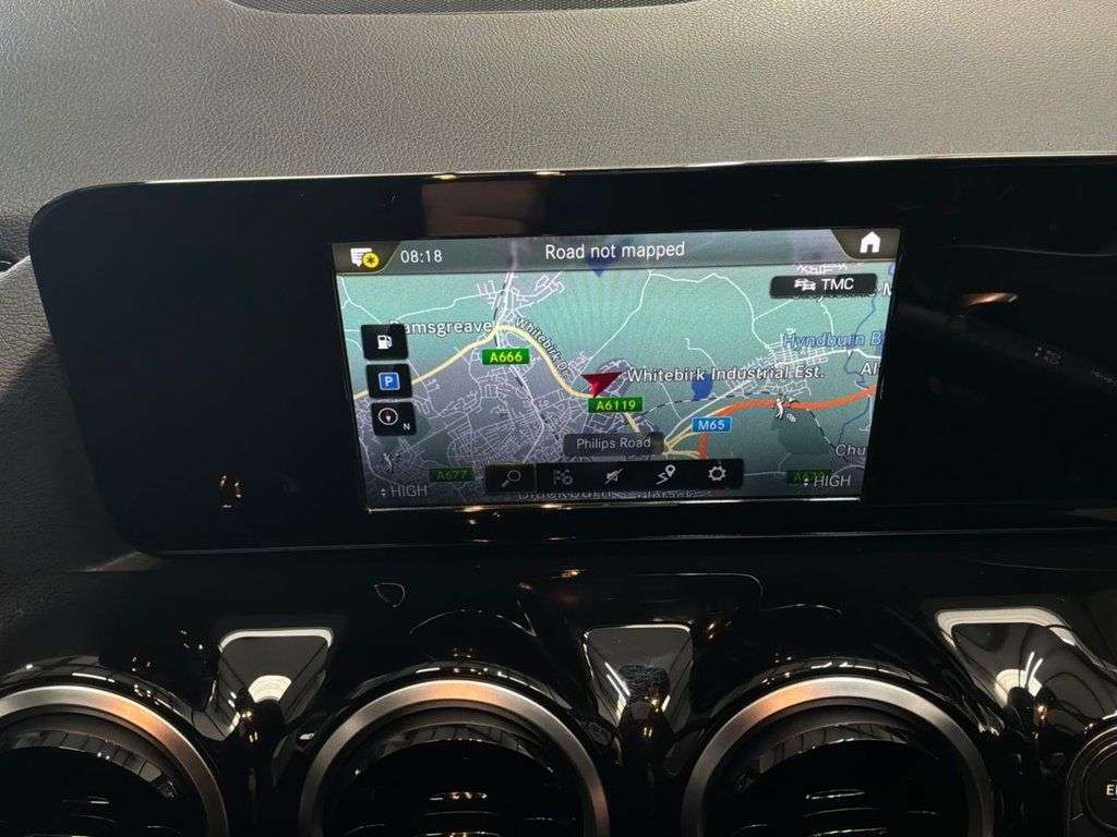 2020 MERCEDES-BENZ 180 2020 MERCEDES-BENZ 180