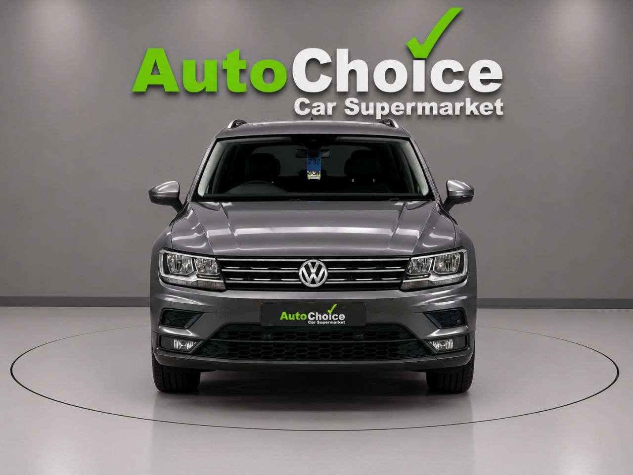 A 2018 VOLKSWAGEN TIGUAN 1.4 TSI SE Navigation SUV 5dr Petrol Manual Euro 6 (s/s) (125 ps) in Blackb A 2018 VOLKSWAGEN TIGUAN 1.4 TSI SE Navigation SUV 5dr Petrol Manual Euro 6 (s/s) (125 ps) in Blackb