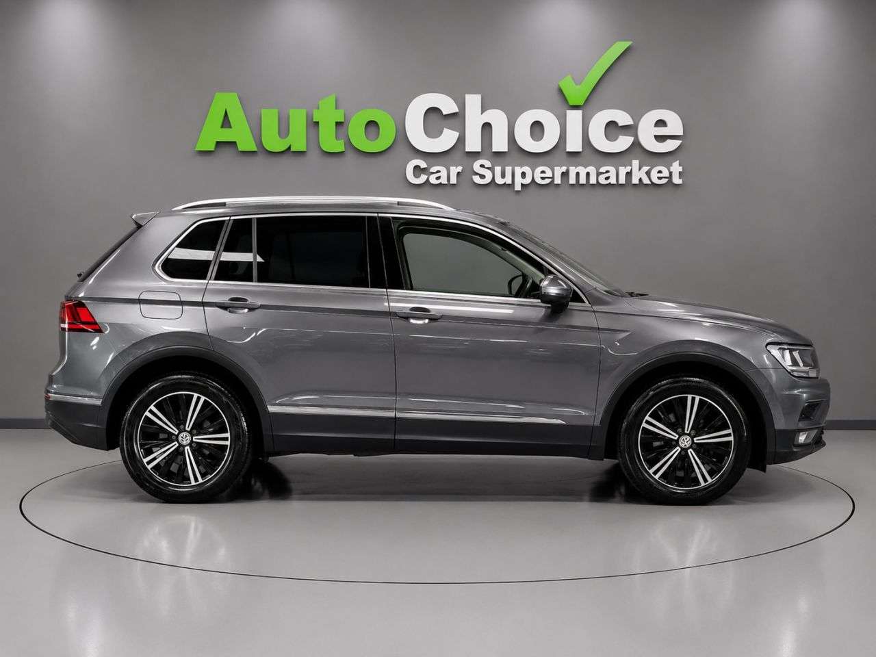 2018 VOLKSWAGEN TIGUAN 2018 VOLKSWAGEN TIGUAN
