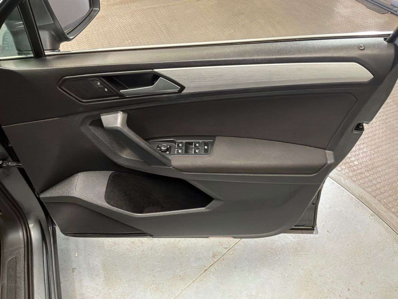 2018 VOLKSWAGEN TIGUAN 2018 VOLKSWAGEN TIGUAN