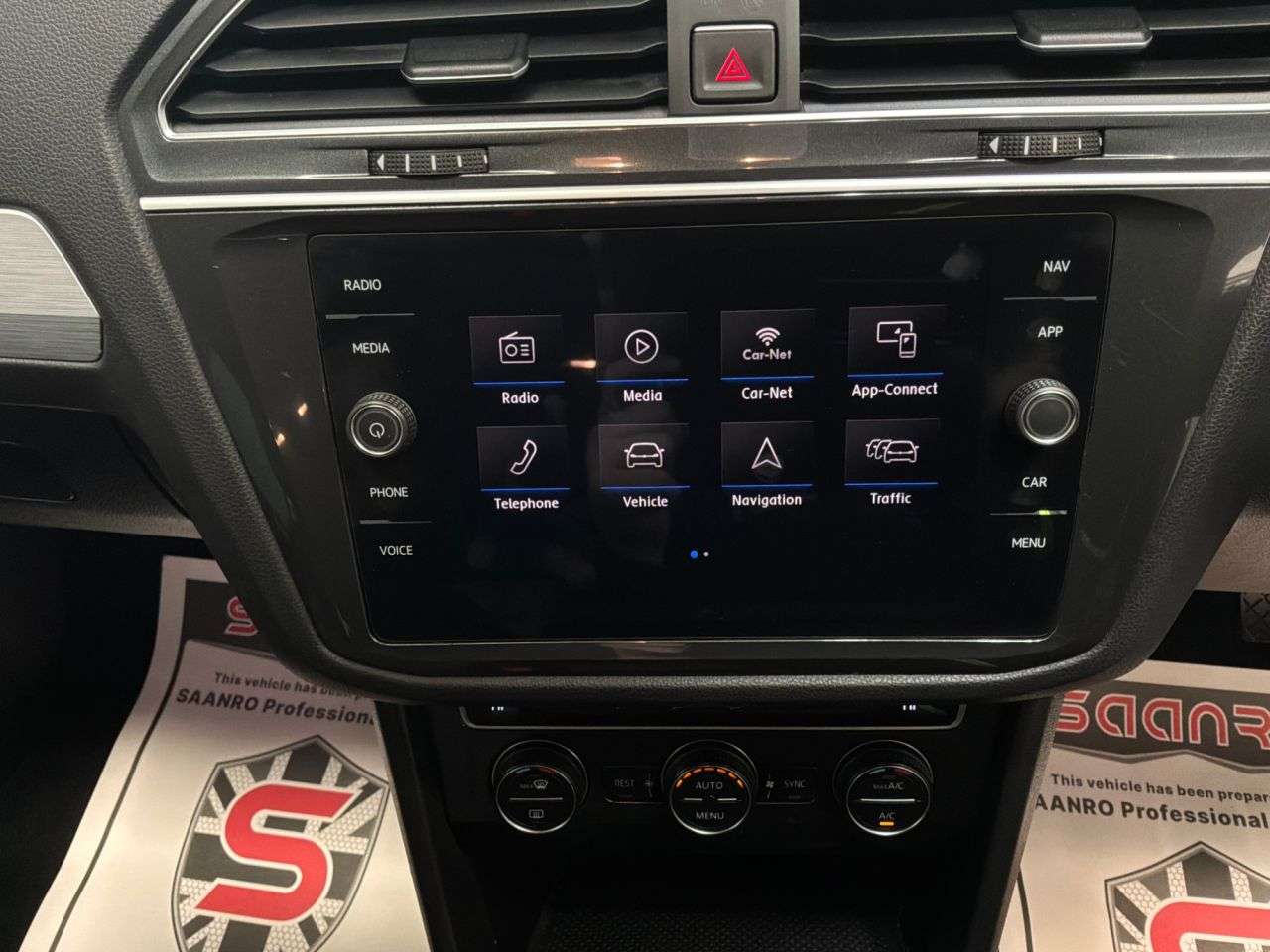 2018 VOLKSWAGEN TIGUAN 2018 VOLKSWAGEN TIGUAN