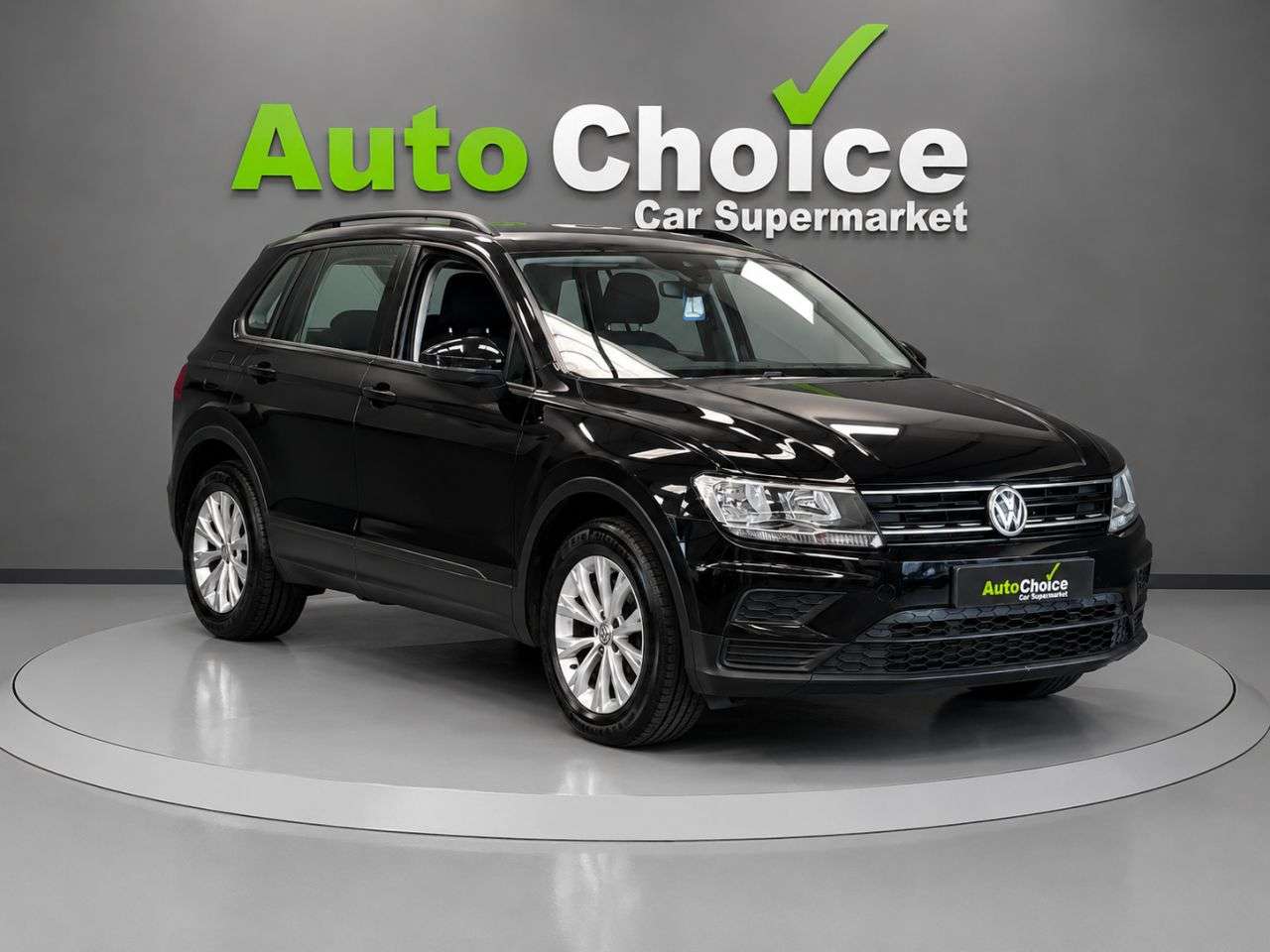A 2017 VOLKSWAGEN TIGUAN 1.4 TSI S SUV 5dr Petrol Manual Euro 6 (s/s) (125 ps) in Blackburn Finance A 2017 VOLKSWAGEN TIGUAN 1.4 TSI S SUV 5dr Petrol Manual Euro 6 (s/s) (125 ps) in Blackburn Finance