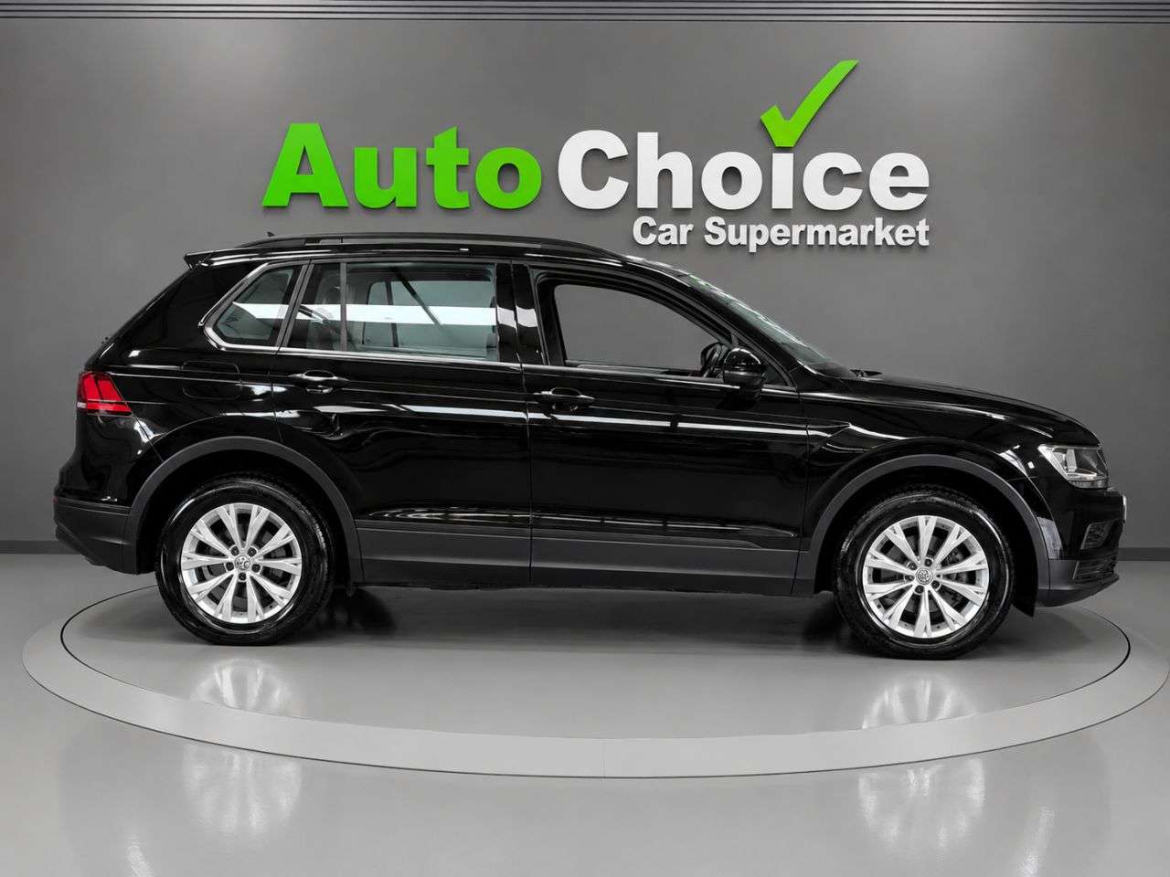 2017 VOLKSWAGEN TIGUAN 2017 VOLKSWAGEN TIGUAN