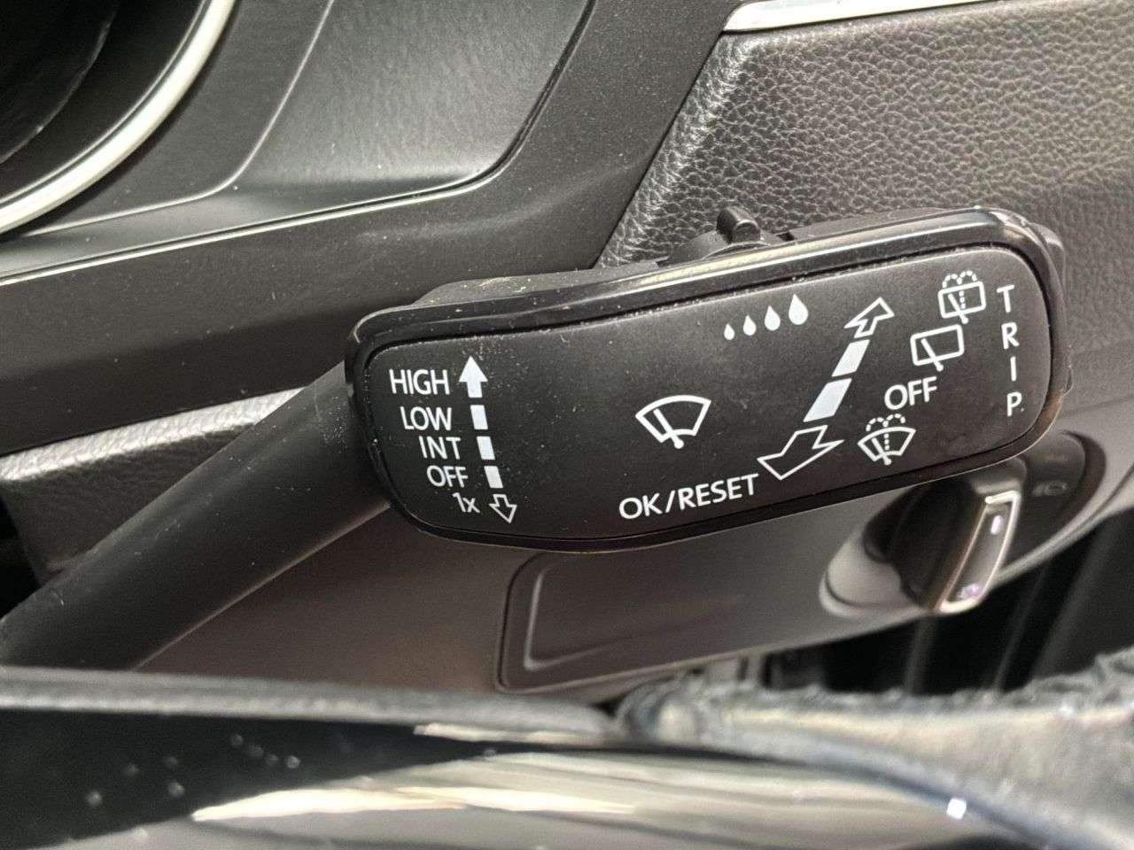 2017 VOLKSWAGEN TIGUAN 2017 VOLKSWAGEN TIGUAN