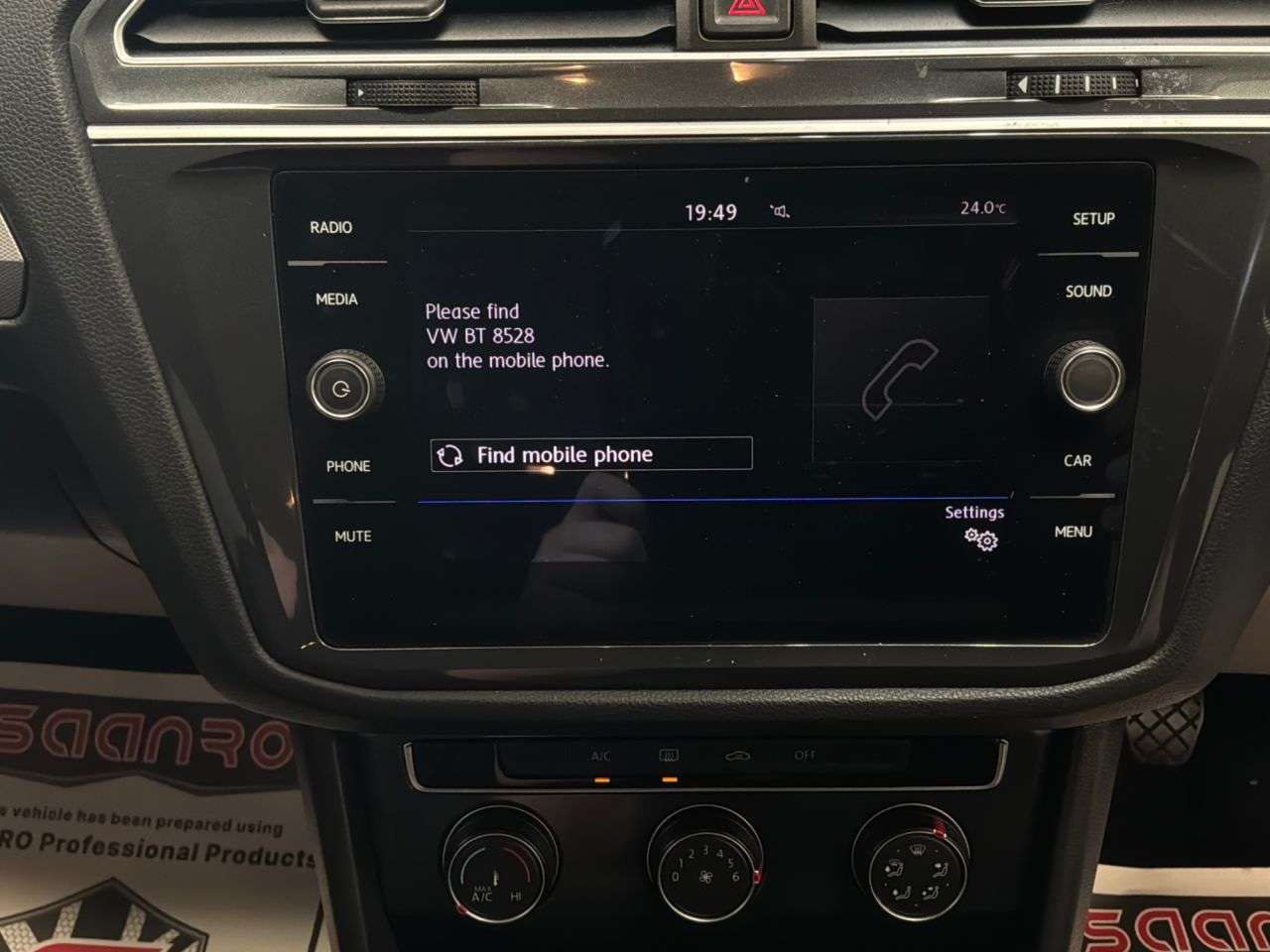 2017 VOLKSWAGEN TIGUAN 2017 VOLKSWAGEN TIGUAN
