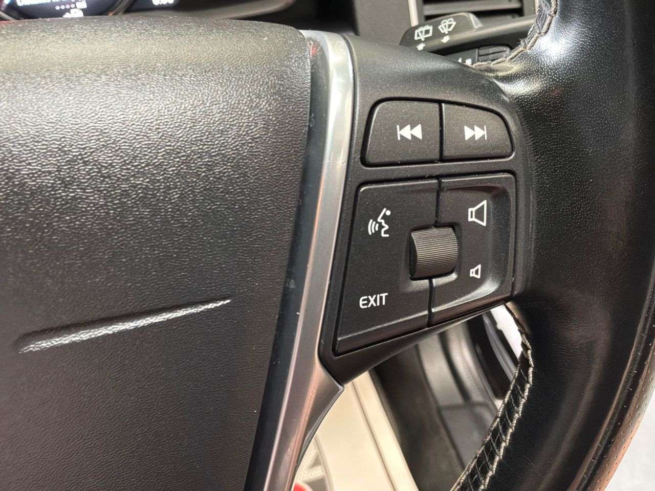 2017 VOLVO XC60 2017 VOLVO XC60