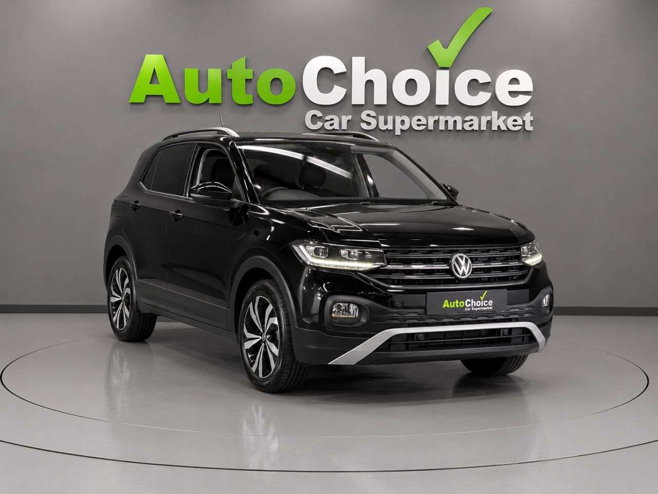 A 2021 VOLKSWAGEN T-CROSS 1.0 TSI Black Edition SUV 5dr Petrol Manual Euro 6 (s/s) (95 ps) in Blackbu A 2021 VOLKSWAGEN T-CROSS 1.0 TSI Black Edition SUV 5dr Petrol Manual Euro 6 (s/s) (95 ps) in Blackbu
