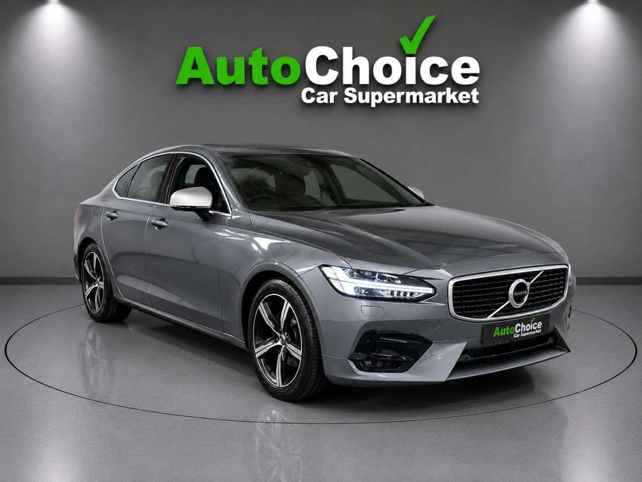A 2018 VOLVO S90 2.0 D4 R-Design Saloon 4dr Diesel Auto Euro 6 (s/s) (190 ps) in Blackburn F A 2018 VOLVO S90 2.0 D4 R-Design Saloon 4dr Diesel Auto Euro 6 (s/s) (190 ps) in Blackburn F