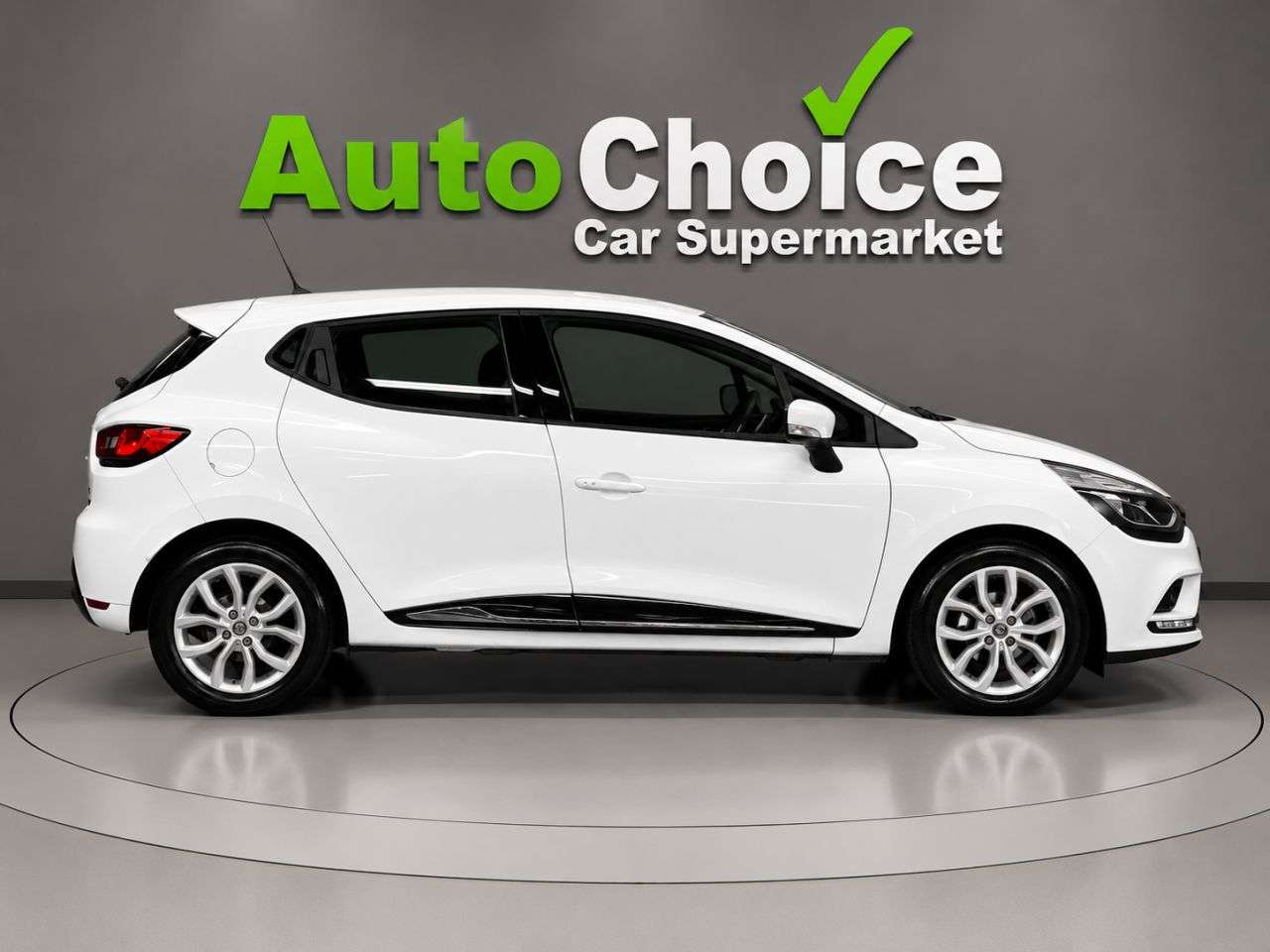 2016 RENAULT CLIO 2016 RENAULT CLIO