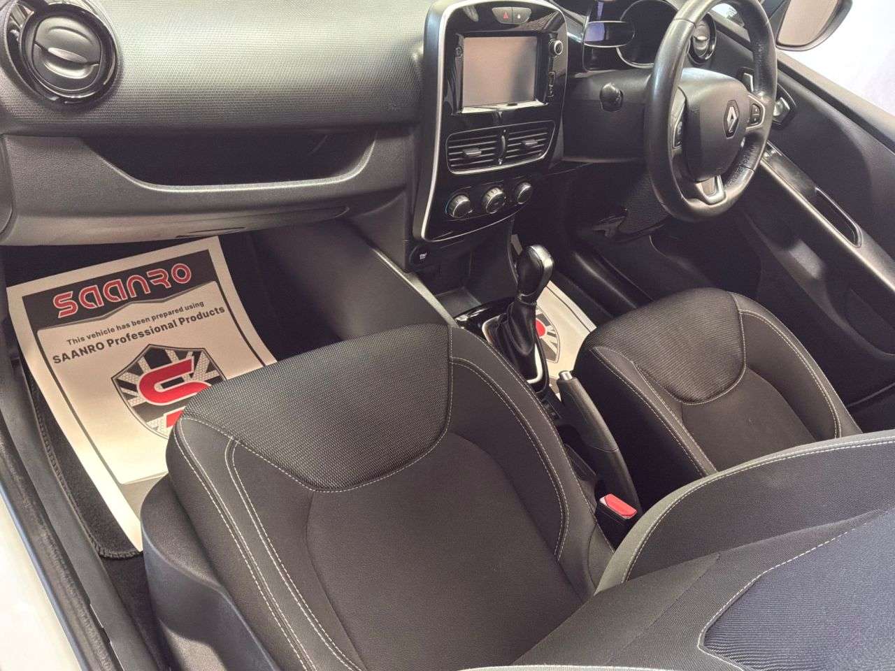 2016 RENAULT CLIO 2016 RENAULT CLIO