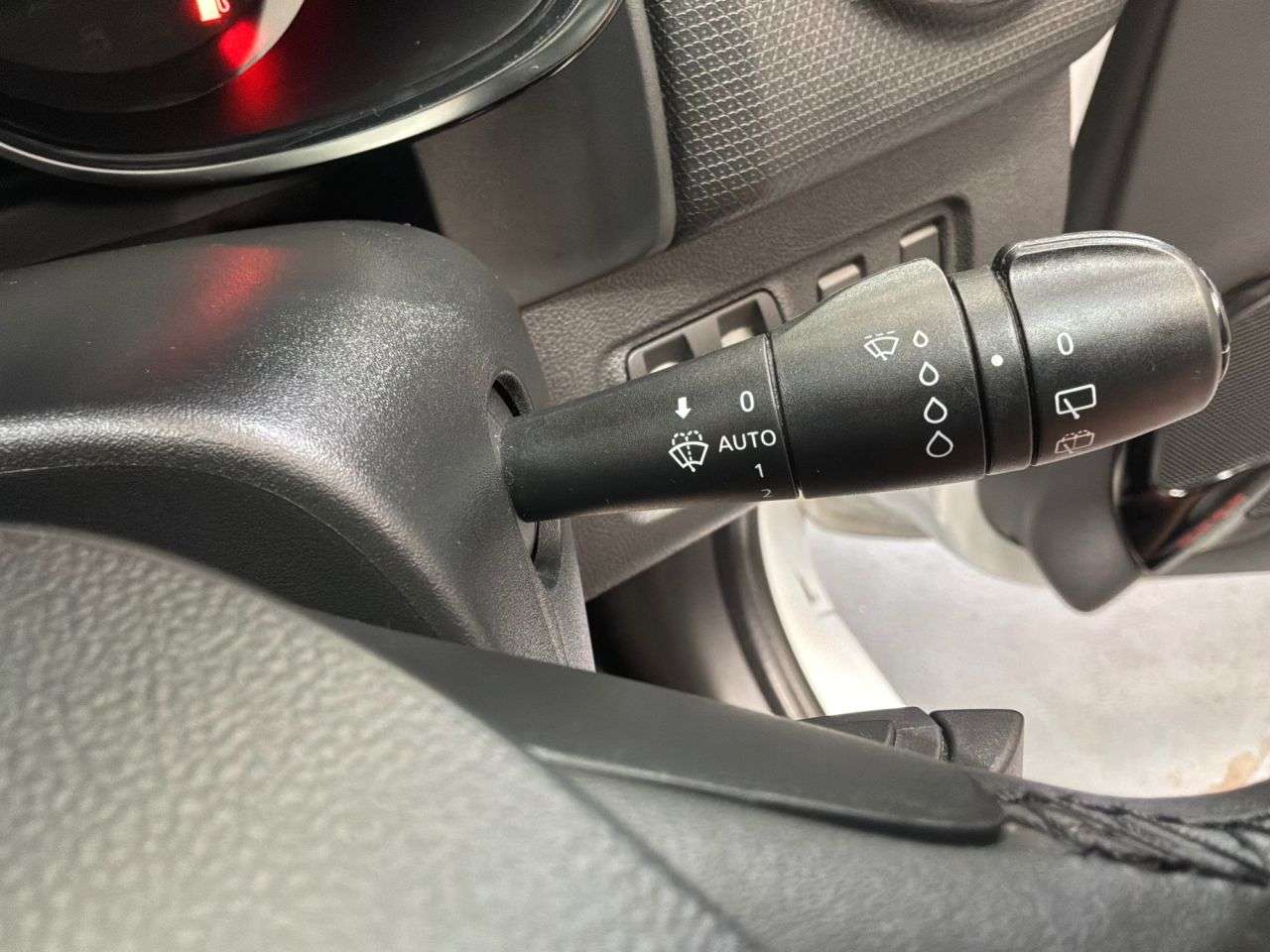 2016 RENAULT CLIO 2016 RENAULT CLIO