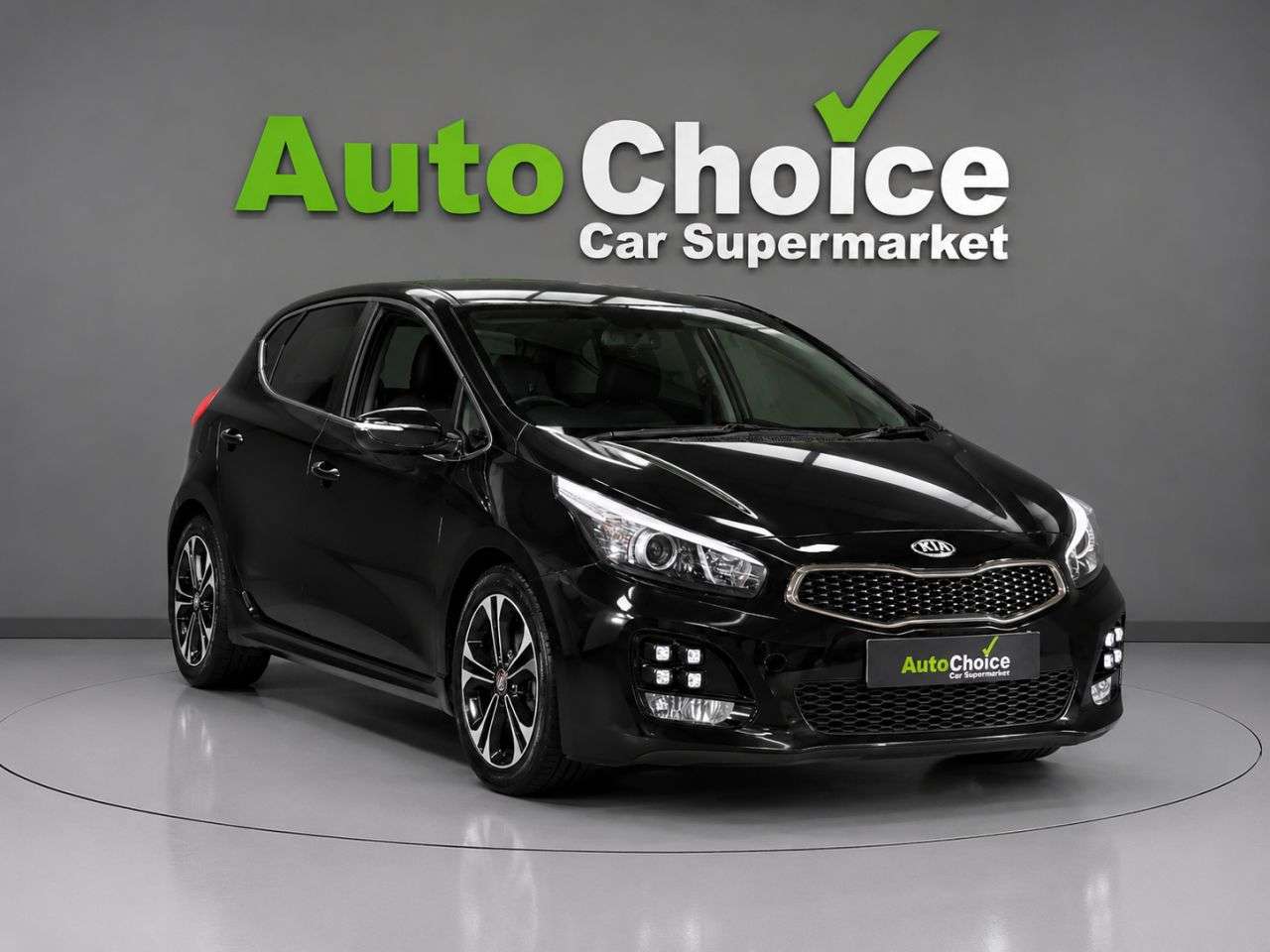 A 2018 KIA CEED 1.0 T-GDi GT-Line Hatchback 5dr Petrol Manual Euro 6 (s/s) (118 bhp) in Bla A 2018 KIA CEED 1.0 T-GDi GT-Line Hatchback 5dr Petrol Manual Euro 6 (s/s) (118 bhp) in Bla