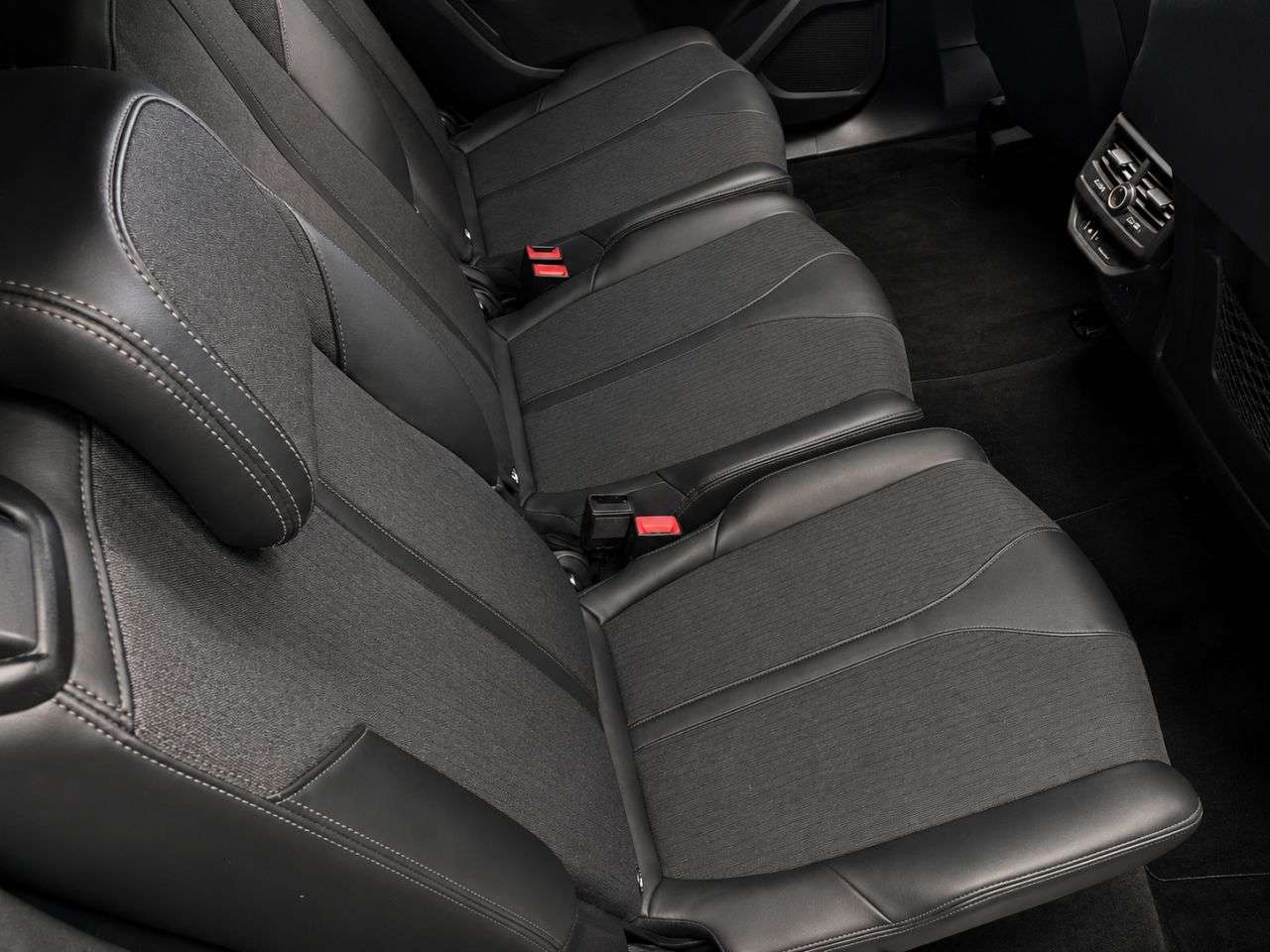 2019 PEUGEOT 5008 2019 PEUGEOT 5008