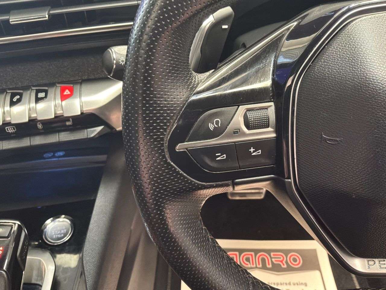2019 PEUGEOT 5008 2019 PEUGEOT 5008