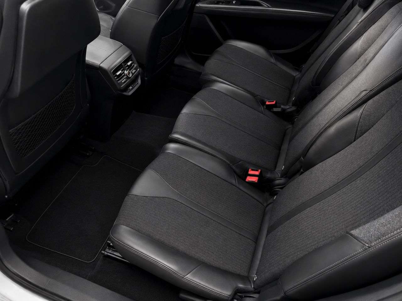 2019 PEUGEOT 5008 2019 PEUGEOT 5008