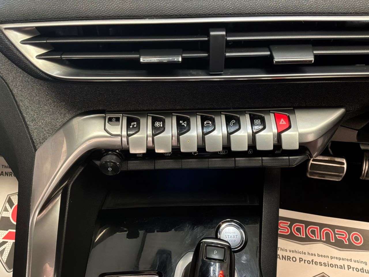 2019 PEUGEOT 5008 2019 PEUGEOT 5008