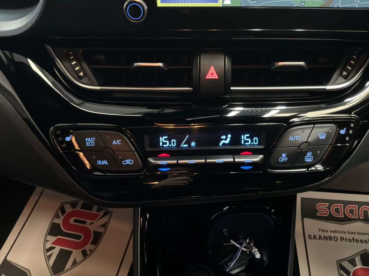 2019 TOYOTA CHR 2019 TOYOTA CHR