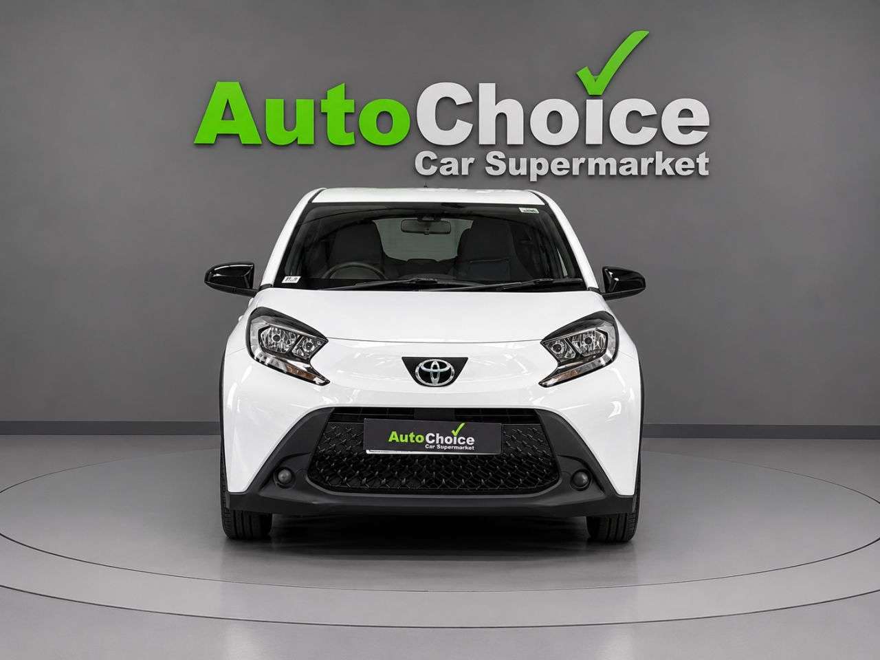 A 2024 TOYOTA AYGO X 1.0 VVT-i Pure Hatchback 5dr Petrol x-shift Euro 6 (s/s) (72 ps) in Blackbu A 2024 TOYOTA AYGO X 1.0 VVT-i Pure Hatchback 5dr Petrol x-shift Euro 6 (s/s) (72 ps) in Blackbu
