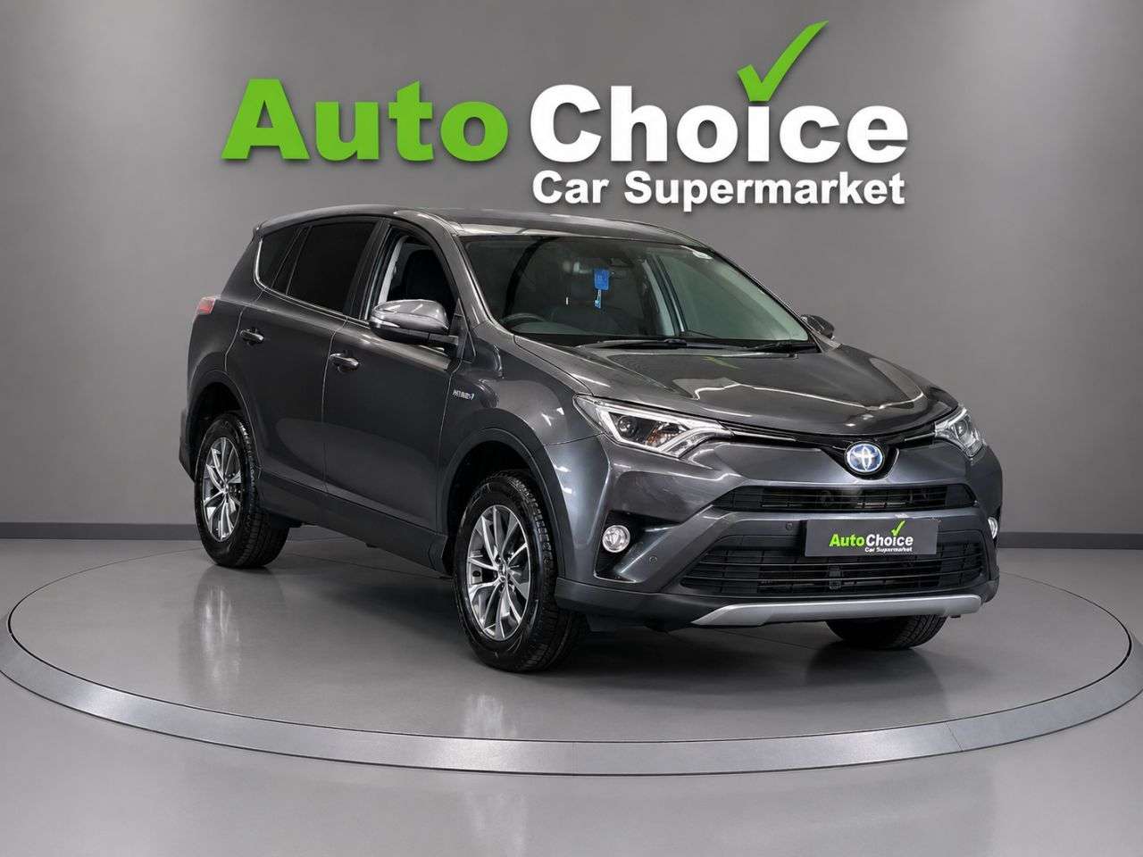 A 2018 TOYOTA RAV4 2.5 VVT-h Icon SUV 5dr Petrol Hybrid CVT Euro 6 (s/s) (197 ps) in Blackburn A 2018 TOYOTA RAV4 2.5 VVT-h Icon SUV 5dr Petrol Hybrid CVT Euro 6 (s/s) (197 ps) in Blackburn