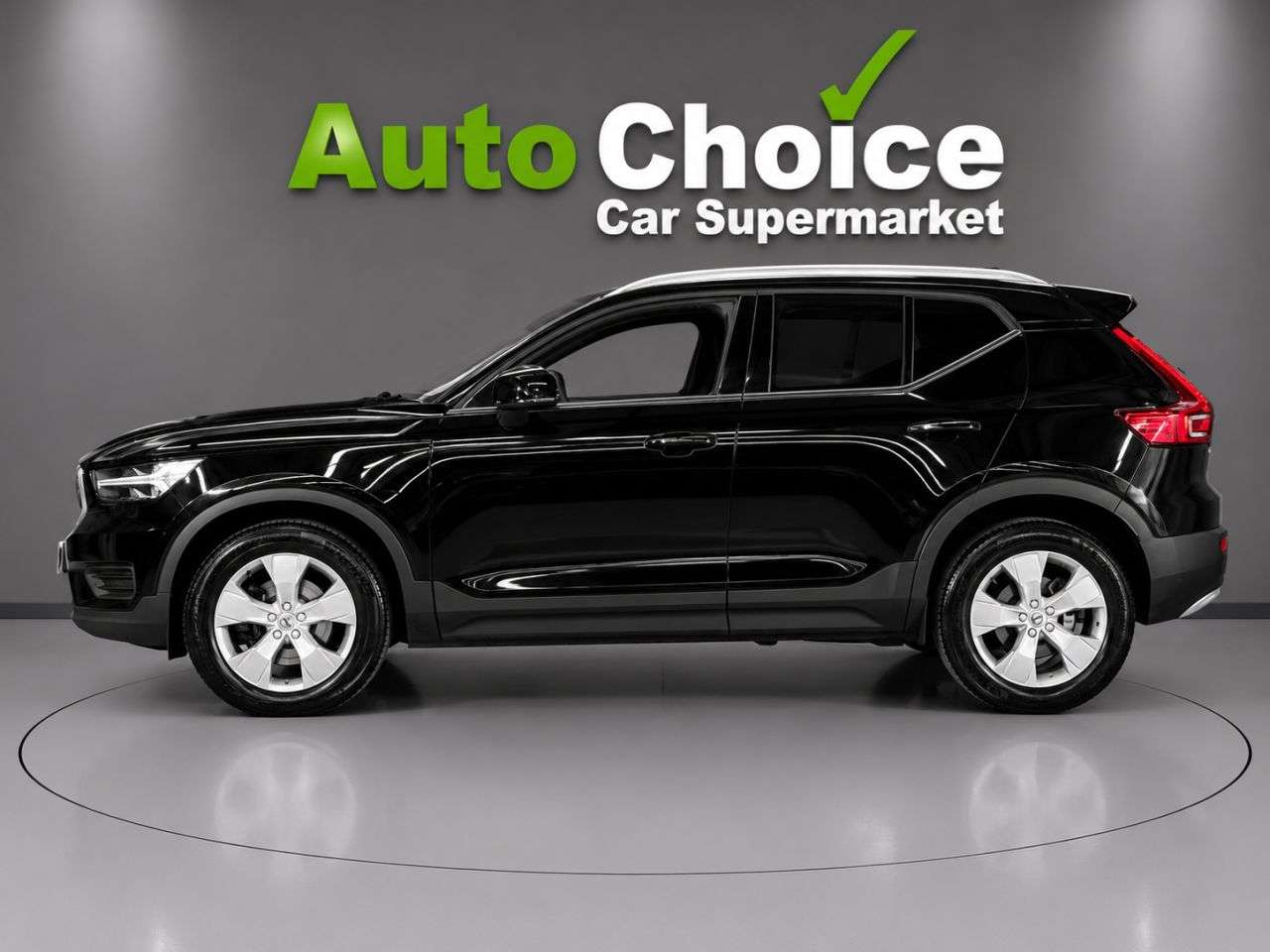 2020 VOLVO XC40 2020 VOLVO XC40