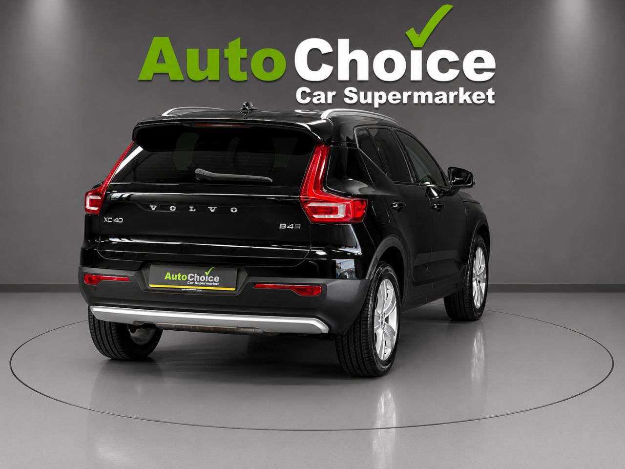 2020 VOLVO XC40 2020 VOLVO XC40