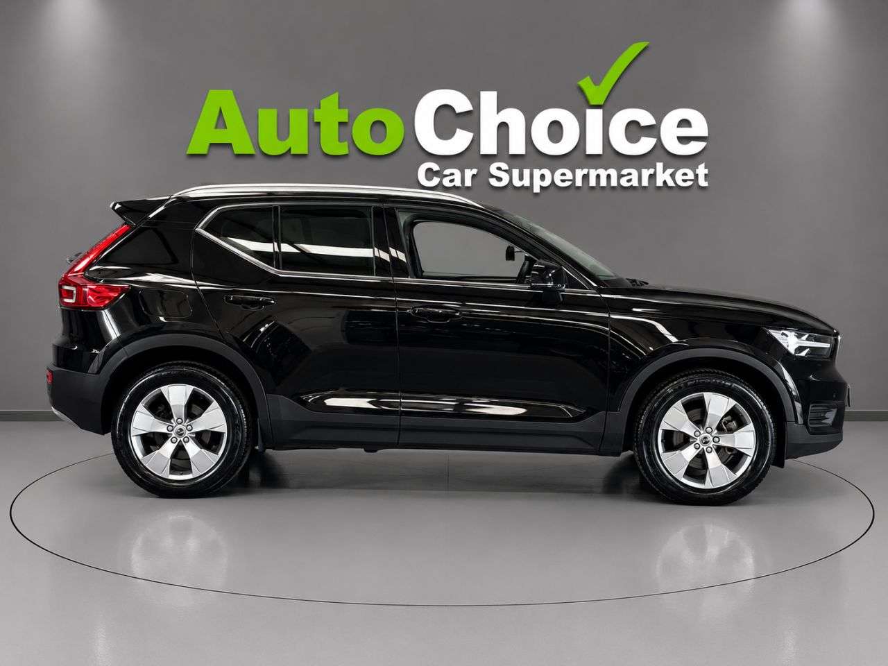 2020 VOLVO XC40 2020 VOLVO XC40