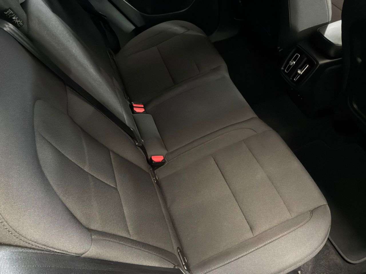2020 VOLVO XC40 2020 VOLVO XC40