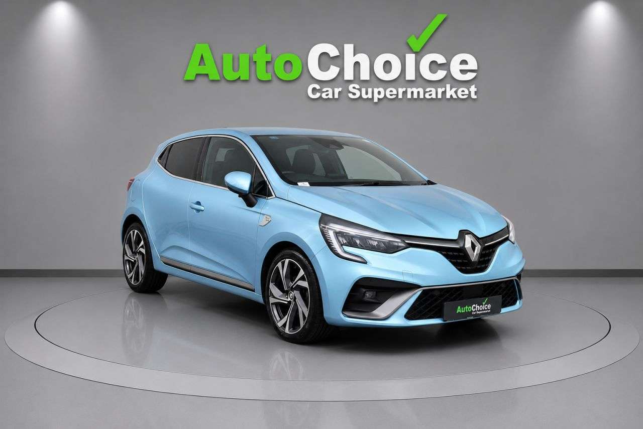 A 2021 RENAULT CLIO 1.0 TCe RS Line Hatchback 5dr Petrol Manual Euro 6 (s/s) (90 ps) in Blackbu A 2021 RENAULT CLIO 1.0 TCe RS Line Hatchback 5dr Petrol Manual Euro 6 (s/s) (90 ps) in Blackbu