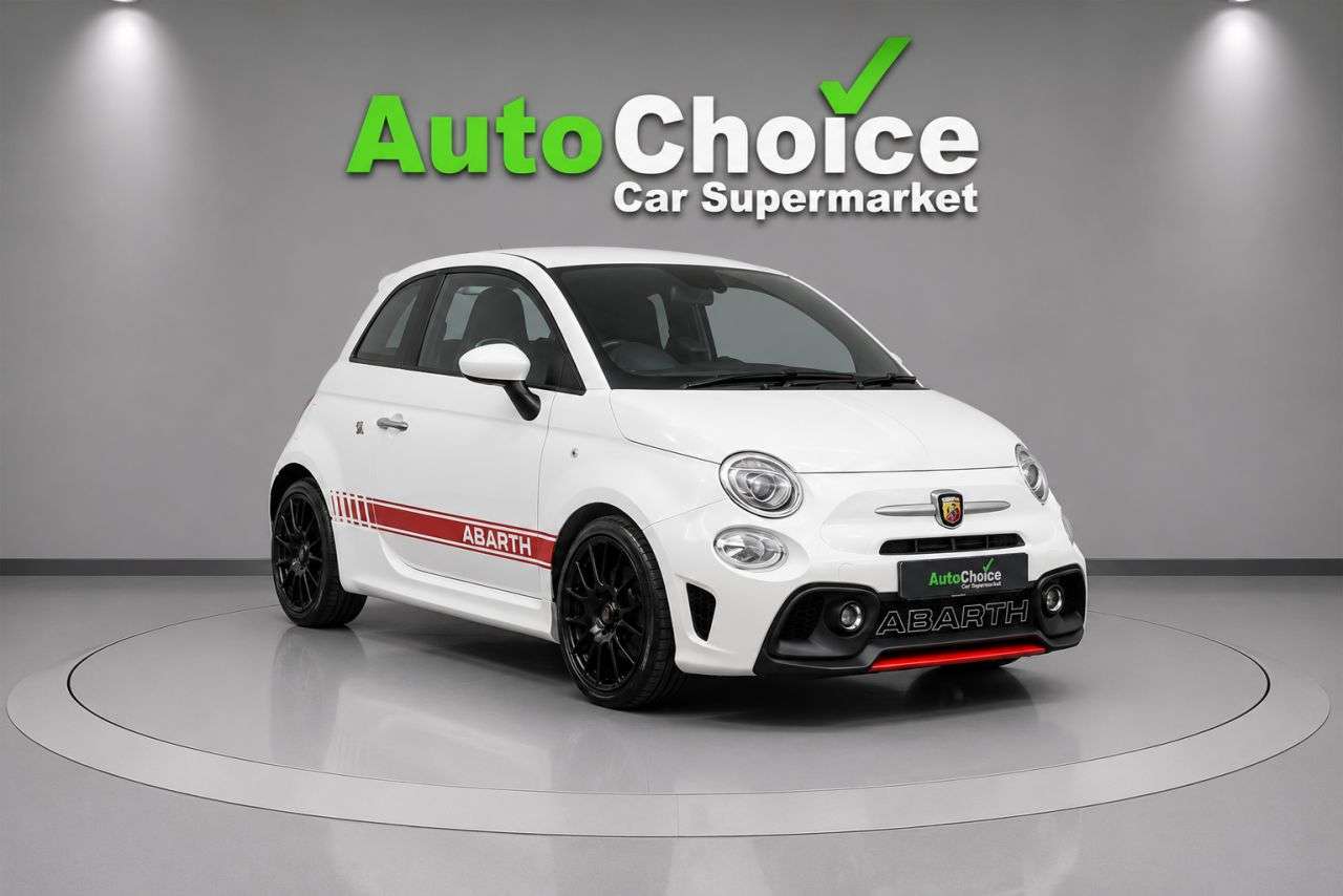A 2022 ABARTH 595 1.4 T-Jet F595 Pista Hatchback 3dr Petrol Manual Euro 6 (165 bhp) in Blackb A 2022 ABARTH 595 1.4 T-Jet F595 Pista Hatchback 3dr Petrol Manual Euro 6 (165 bhp) in Blackb