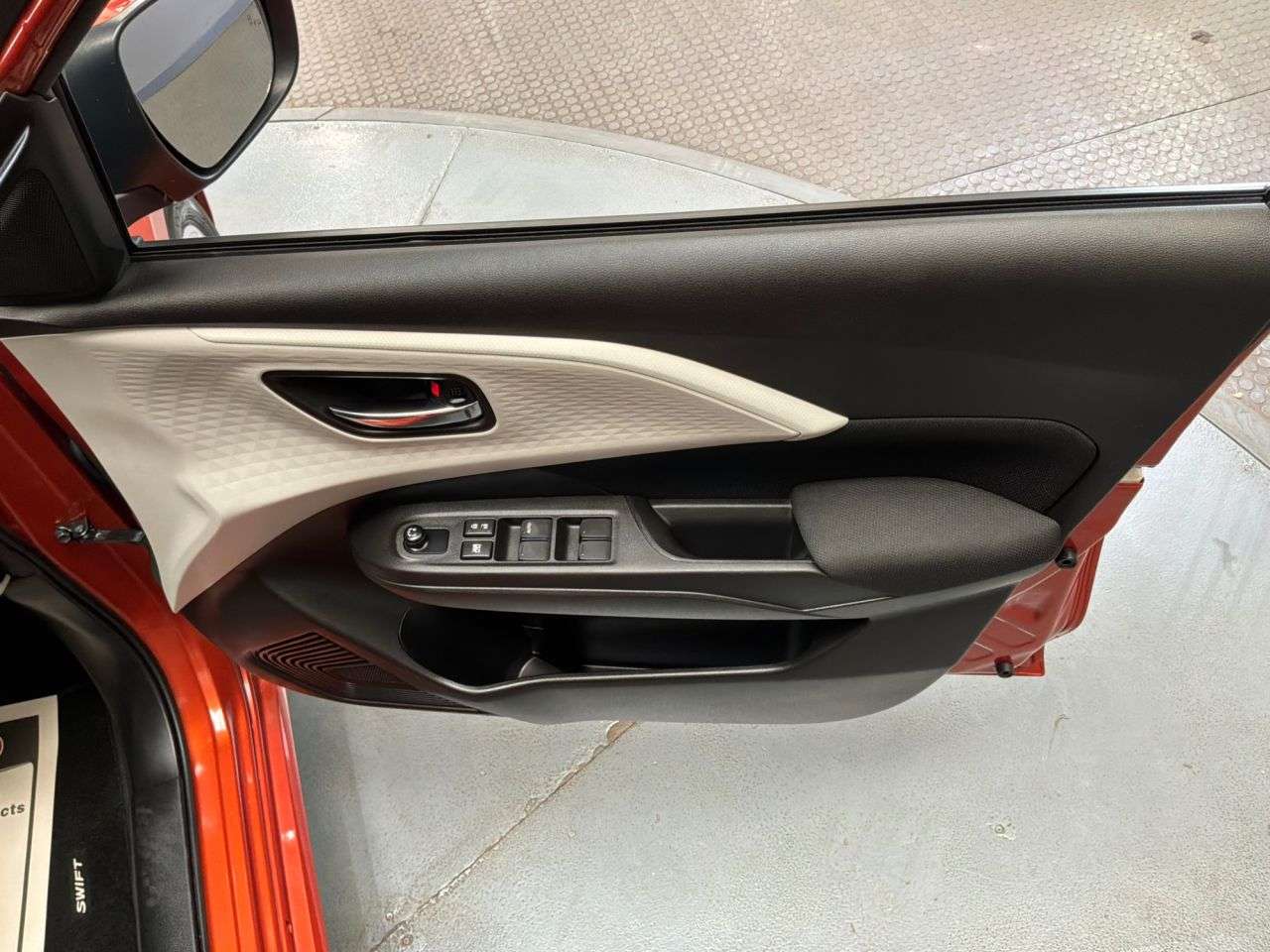 2024 SUZUKI SWIFT 2024 SUZUKI SWIFT