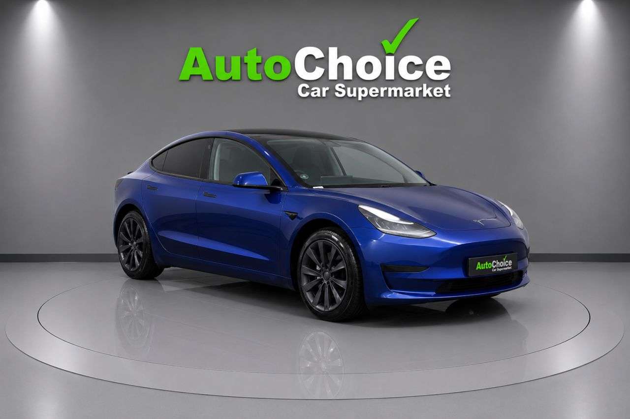 A 2020 TESLA MODEL 3 Standard Range Plus Saloon 4dr Electric Auto RWD (241 bhp) in Blackburn Fin A 2020 TESLA MODEL 3 Standard Range Plus Saloon 4dr Electric Auto RWD (241 bhp) in Blackburn Fin