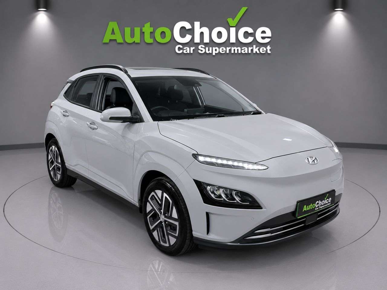 A 2021 HYUNDAI KONA 64kWh Ultimate SUV 5dr Electric Auto (10.5kW Charger) (204 ps) in Blackburn A 2021 HYUNDAI KONA 64kWh Ultimate SUV 5dr Electric Auto (10.5kW Charger) (204 ps) in Blackburn