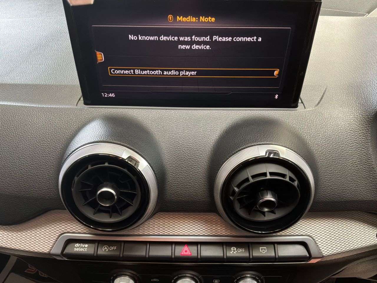 2022 AUDI Q2 2022 AUDI Q2