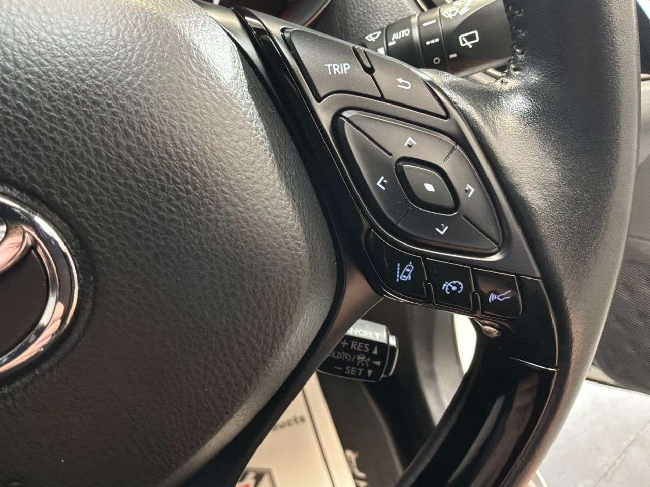 2021 TOYOTA C-HR 2021 TOYOTA C-HR