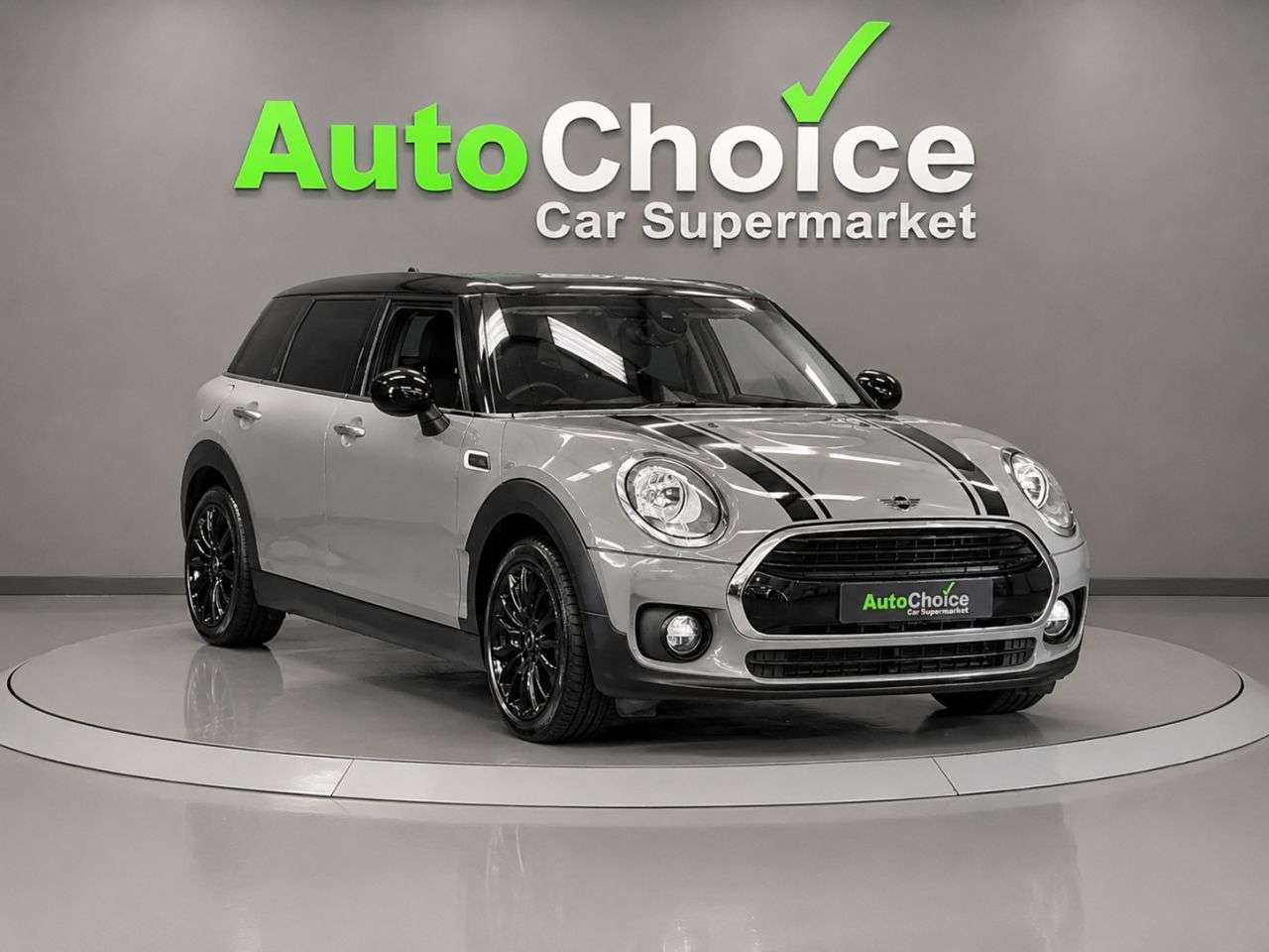 A 2017 MINI CLUBMAN 1.5 Cooper (Black Pack) Estate 6dr Petrol Manual Euro 6 (s/s) (136 ps) in B A 2017 MINI CLUBMAN 1.5 Cooper (Black Pack) Estate 6dr Petrol Manual Euro 6 (s/s) (136 ps) in B