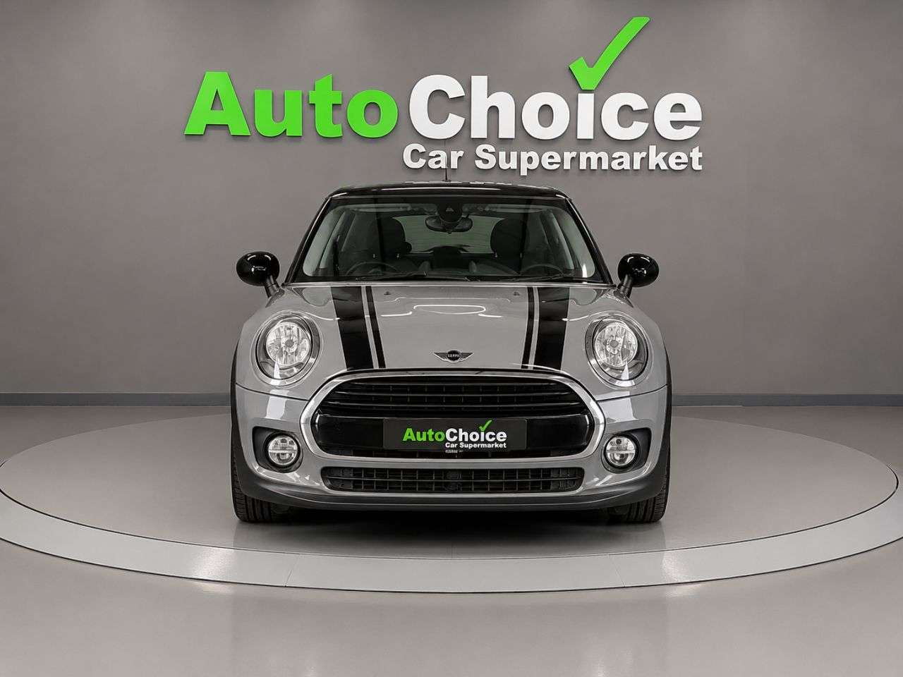 A 2017 MINI CLUBMAN 1.5 Cooper (Black Pack) Estate 6dr Petrol Manual Euro 6 (s/s) (136 ps) in B A 2017 MINI CLUBMAN 1.5 Cooper (Black Pack) Estate 6dr Petrol Manual Euro 6 (s/s) (136 ps) in B