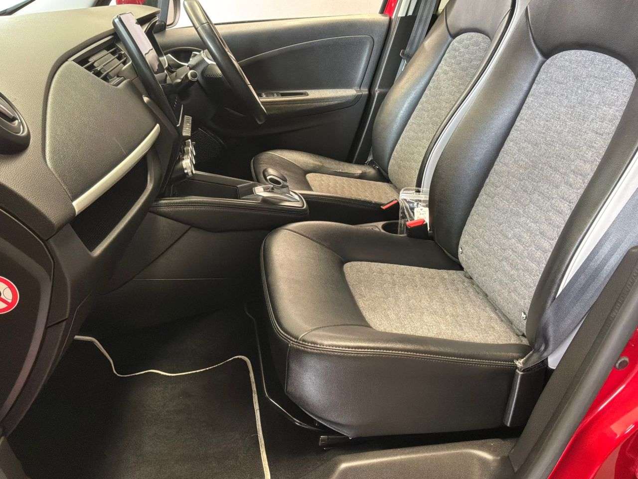 2020 RENAULT ZOE 2020 RENAULT ZOE