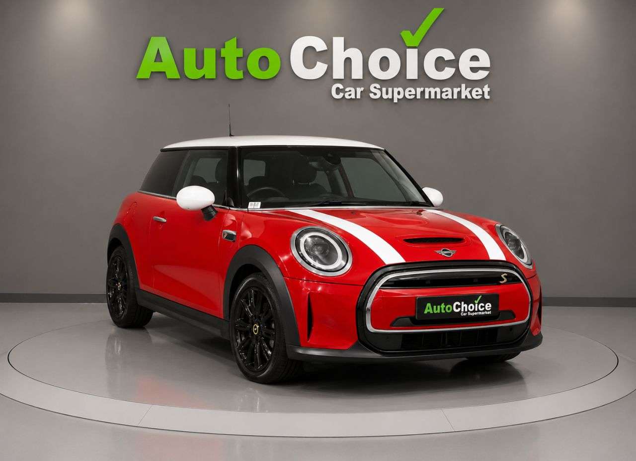 A 2022 MINI ELECTRIC HATCH Cooper SE 32.6kWh Level 2 Hatchback 3dr Electric Auto (184 ps) A 2022 MINI ELECTRIC HATCH Cooper SE 32.6kWh Level 2 Hatchback 3dr Electric Auto (184 ps)