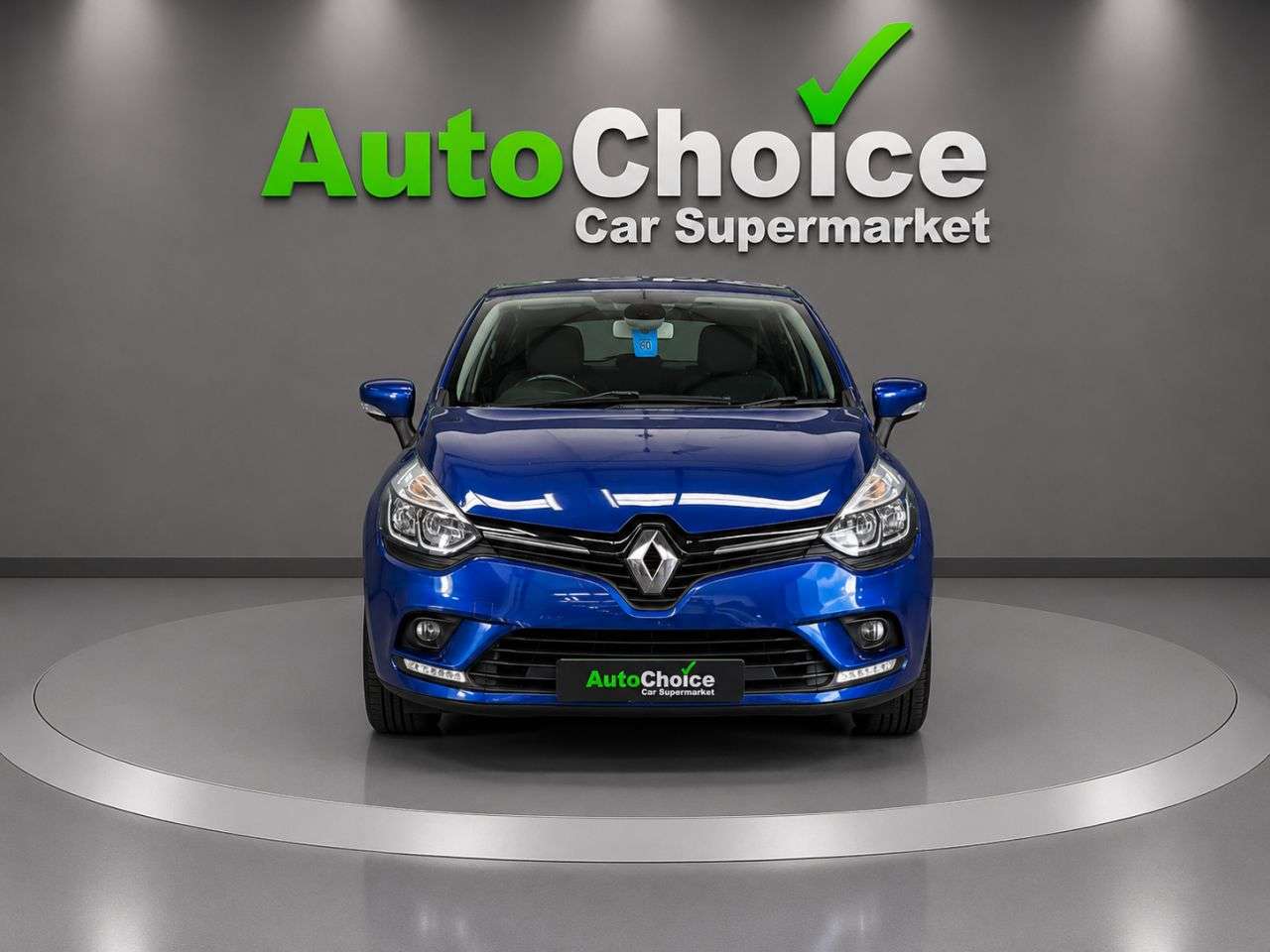 A 2017 RENAULT CLIO 1.2 16V Dynamique Nav Hatchback 5dr Petrol Manual Euro 6 (75 ps) in Blackbu A 2017 RENAULT CLIO 1.2 16V Dynamique Nav Hatchback 5dr Petrol Manual Euro 6 (75 ps) in Blackbu