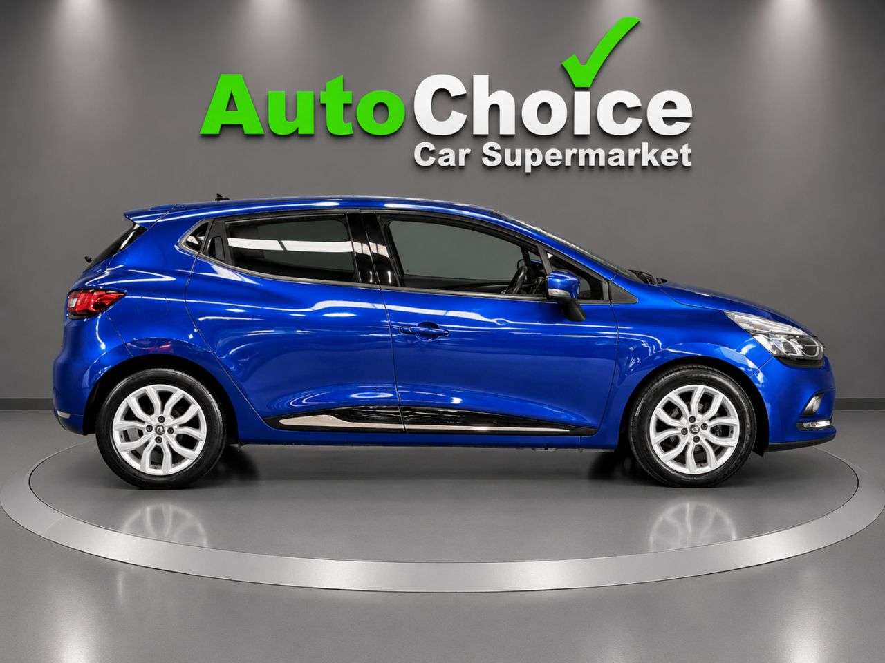 2017 RENAULT CLIO 2017 RENAULT CLIO